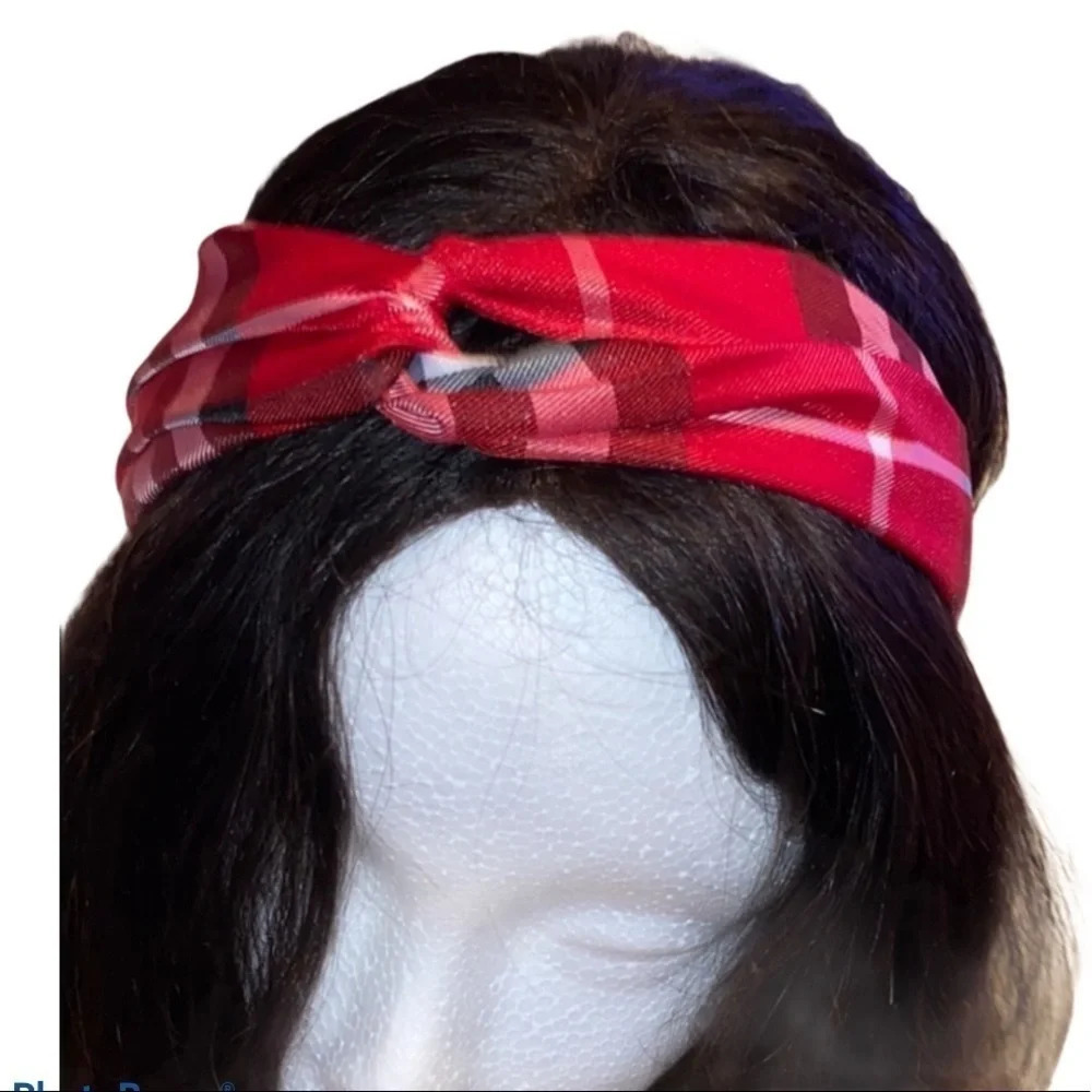NWT Red plaid head  band
